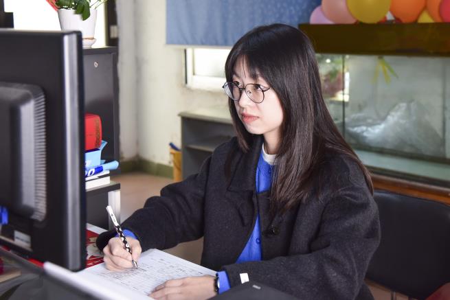 4.曹燕婷.jpg